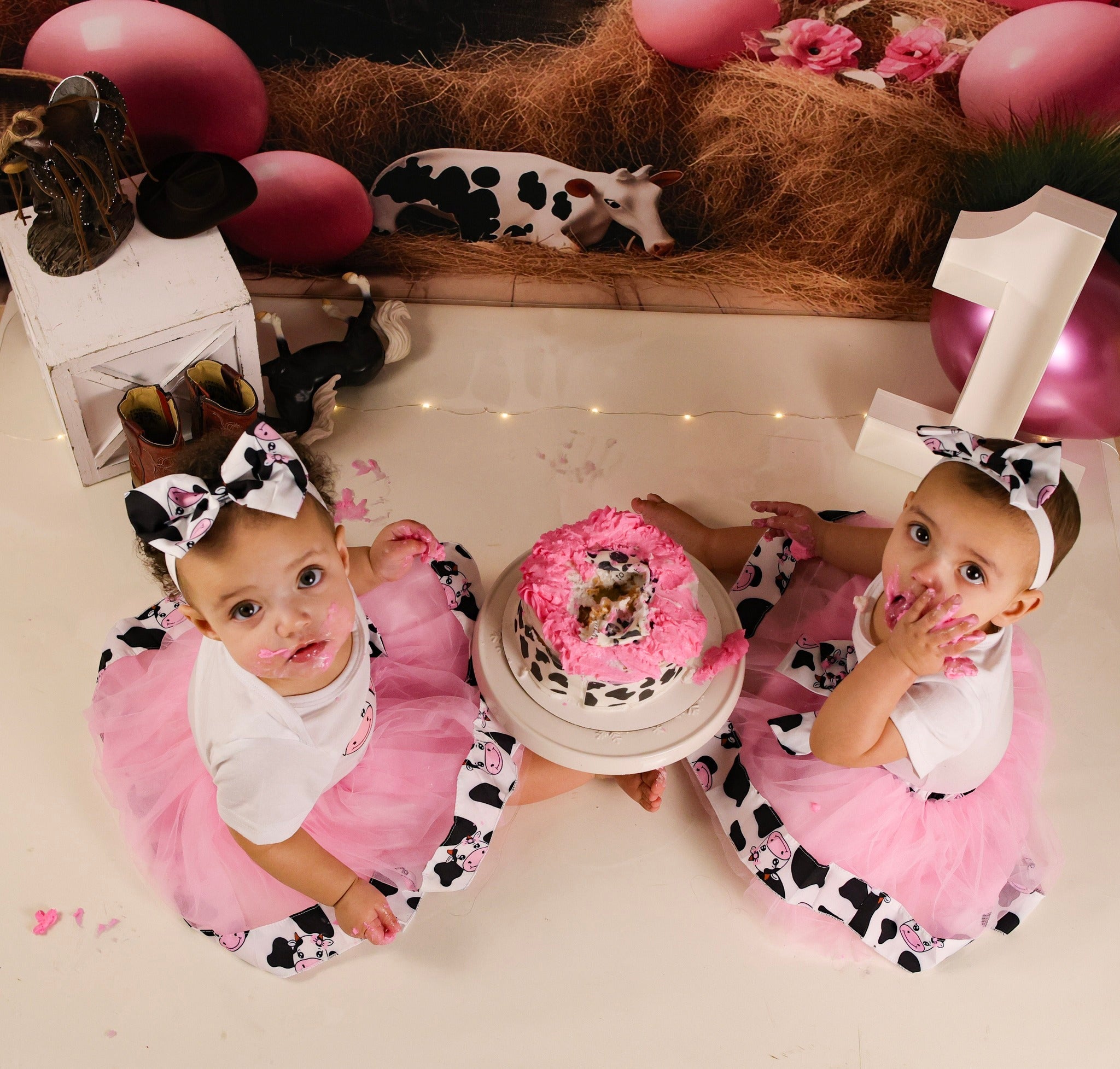 Cowgirl Backdrop Ideas Rustic Barn Pink Balloons Children Backdrops UK MRR9-87