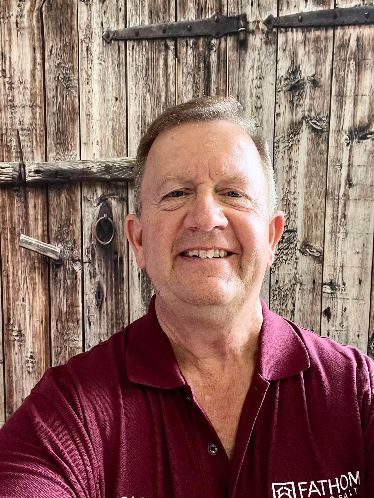 Old Weathered Wooden Barn Door backdrop uk for Photo GC-93