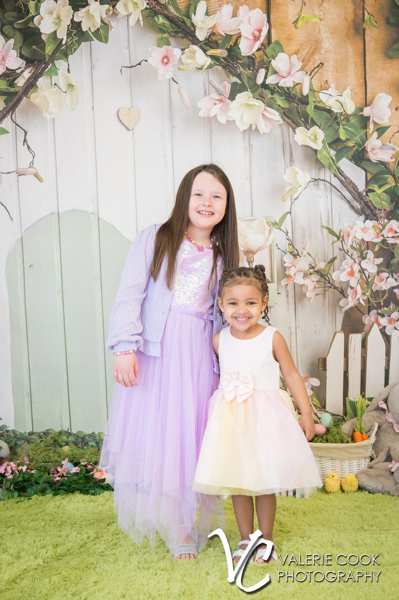 Pink Flowers Rustic House Spring Backdrop UK D1055