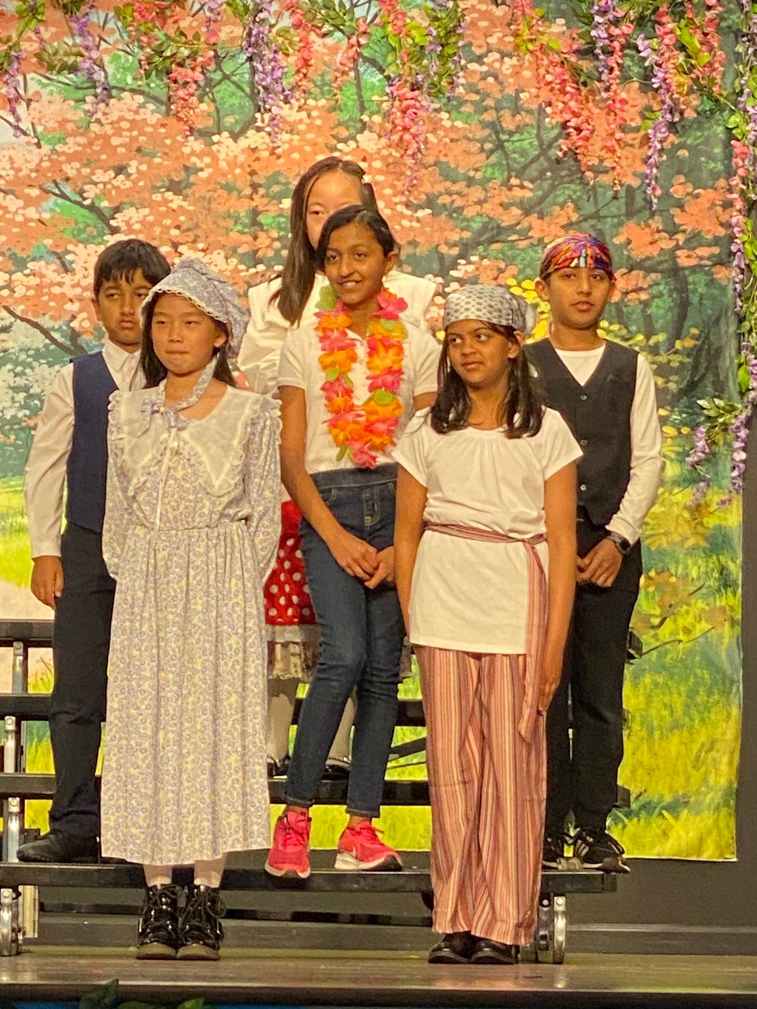 Spring Flowers Mountain Scenery Baclkdrop for Studio  S-2741