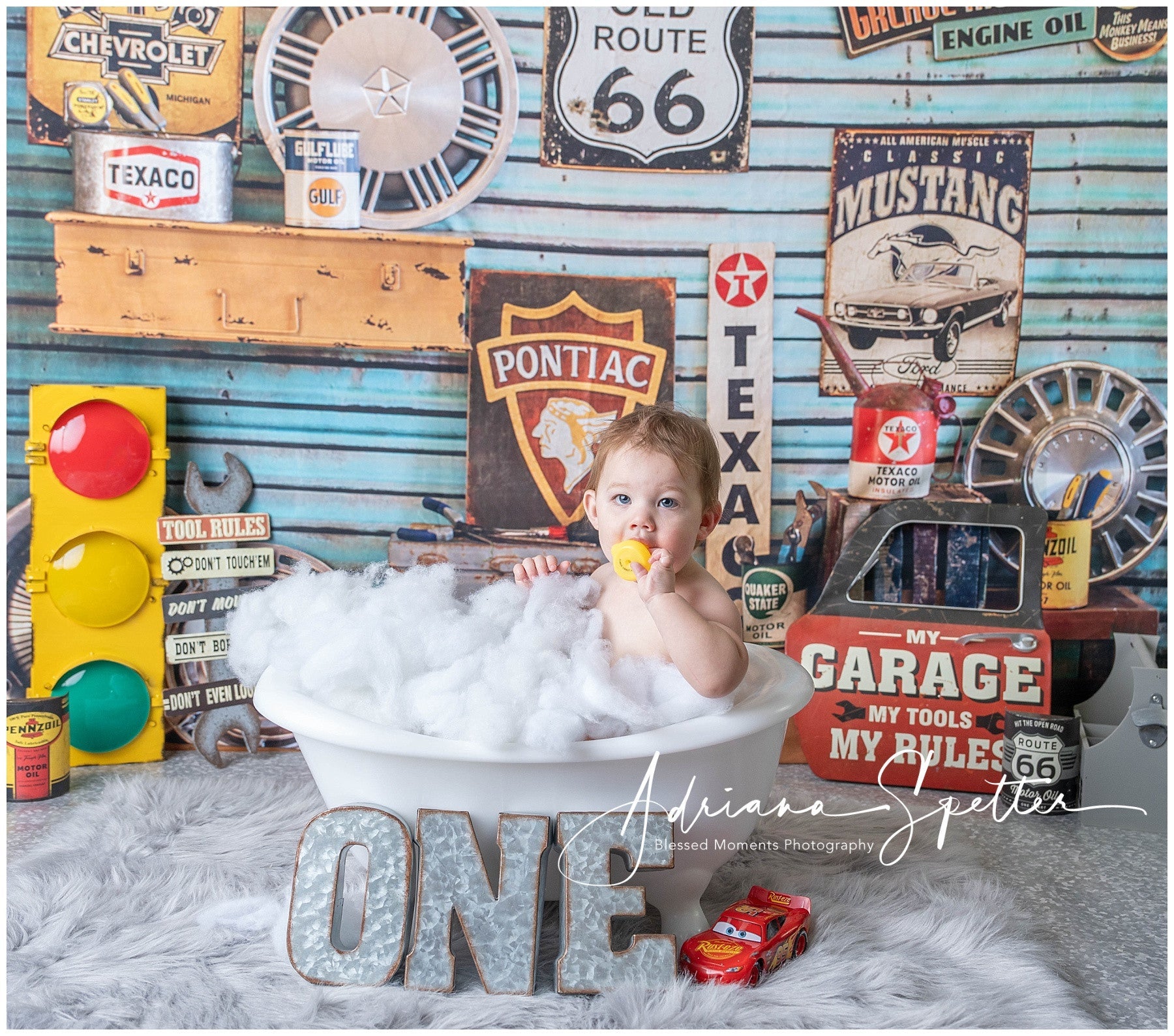 Newborn Photo Backdrop Vintage Garage Route Signs Kids Backdrop UK MRR9-127