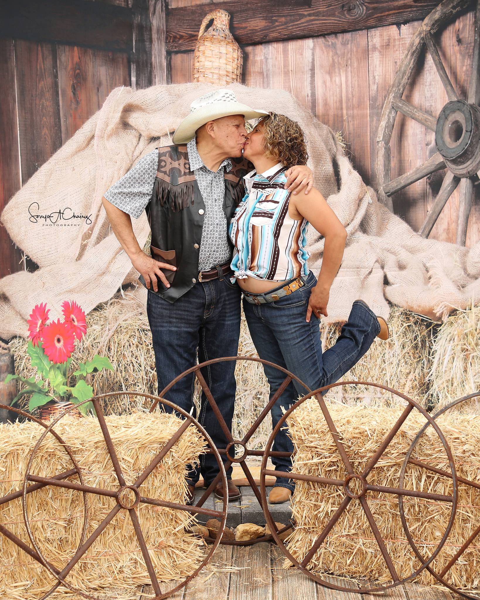 Old Barn backdrop UK West Cowboy Vintage Wooden Barn Straw backdrop UK LV-802