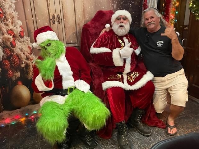 Snowflake Christmas Tree Presents Backdrop UK M10-53