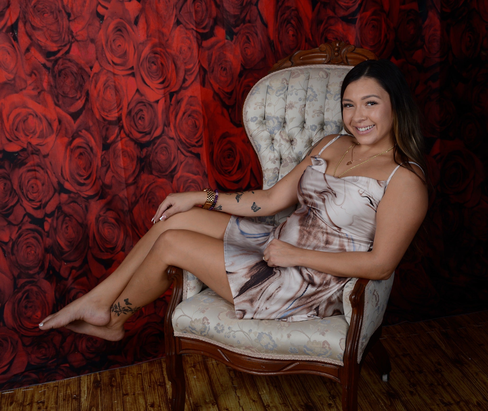 Red Rose Photo Background for Valentine's Day Decorations VAT-42