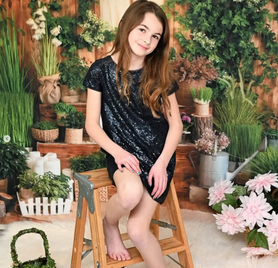 Spring Yard Patio of a Wooden House With Green Plants Backdrop GC-200