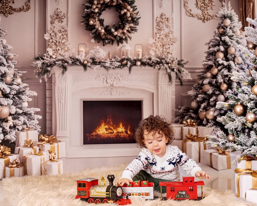 White Fireplace Christmas Trees Wreath Backdrop UK RR8-38