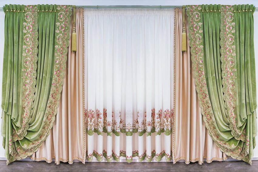 Classical Embroidery Curtain Wedding Party Backdrop UK M6-29