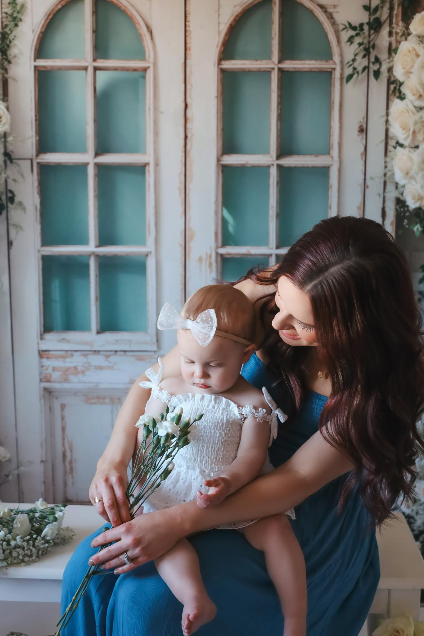 Spring Floral Backdrop White Roses Vintage Door Flowers Spring Backdrop UK MRR9-1