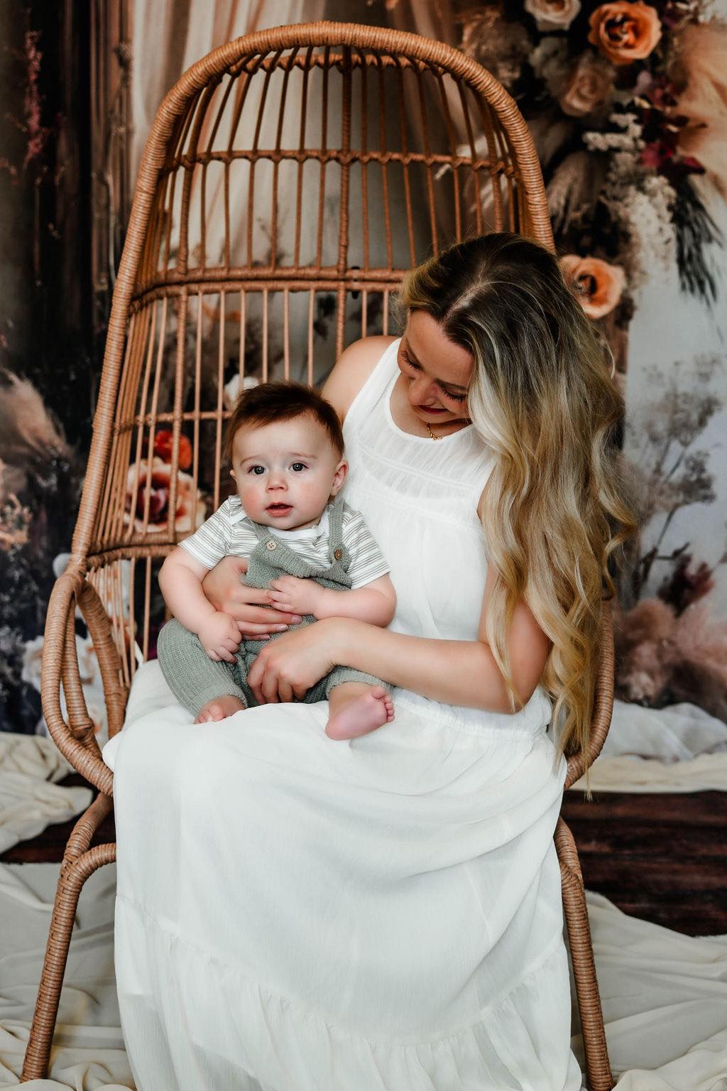 Lush Bohemian Flora Wooden Frame Backdrop UK RR8-520