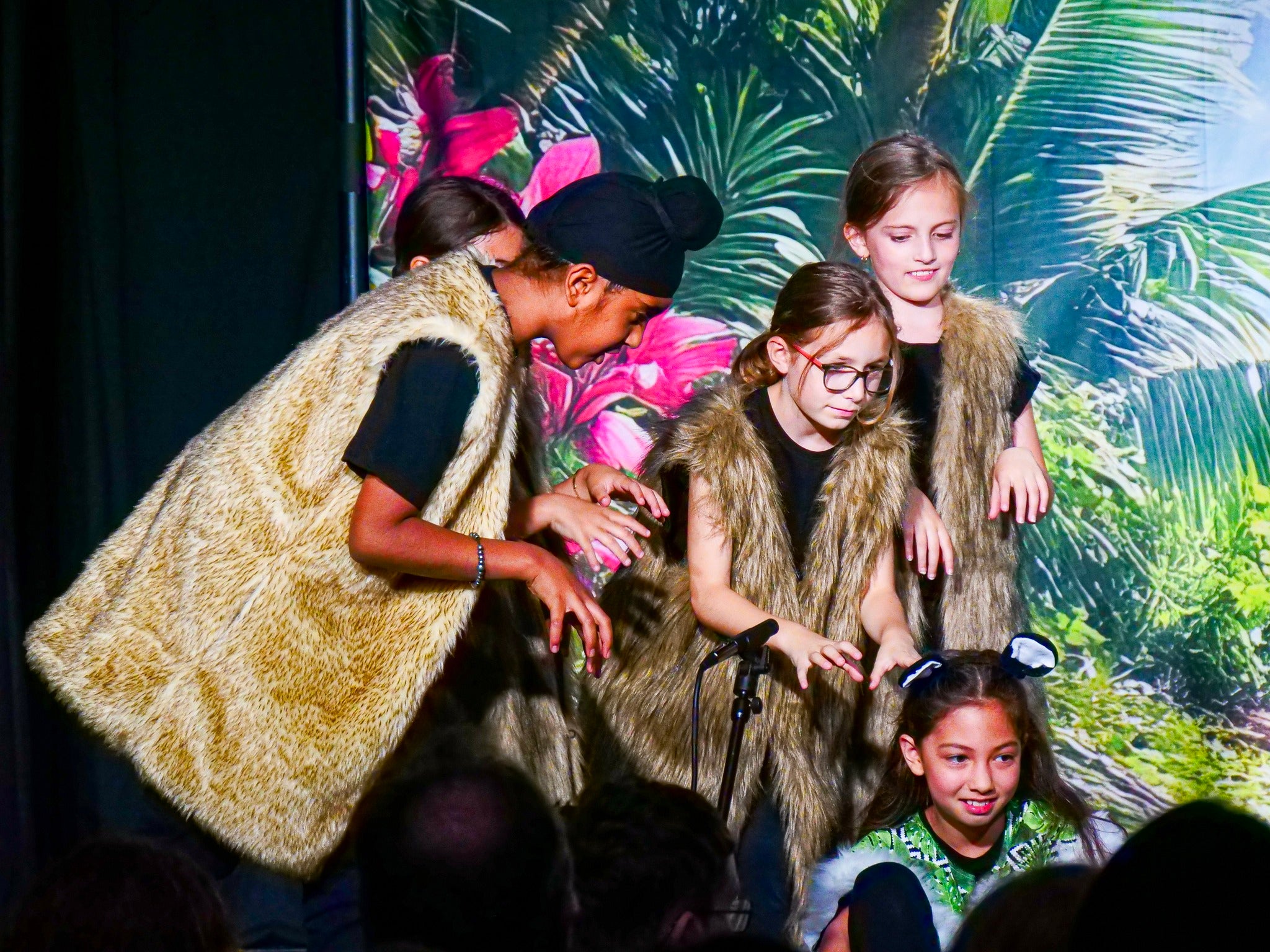 Photo Backdrop Beach Beach Trail Palm Leaves Summer Backdrop UK CJJ3-235