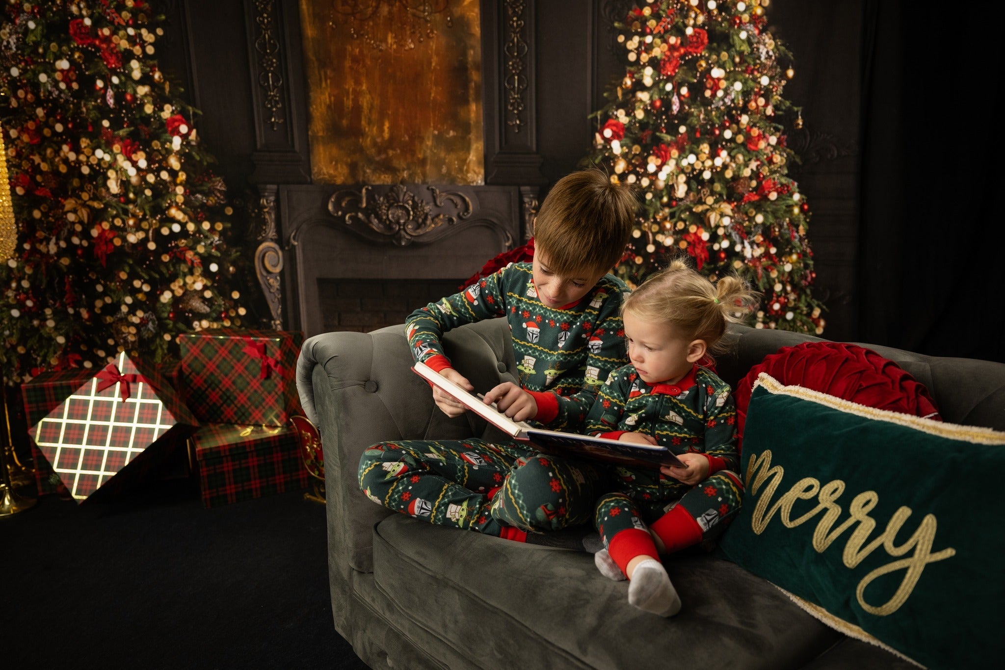 Christmas Fireplace Backdrop Elegant Trees Fireplace Glow Christmas Backdrop UK MRR9-99