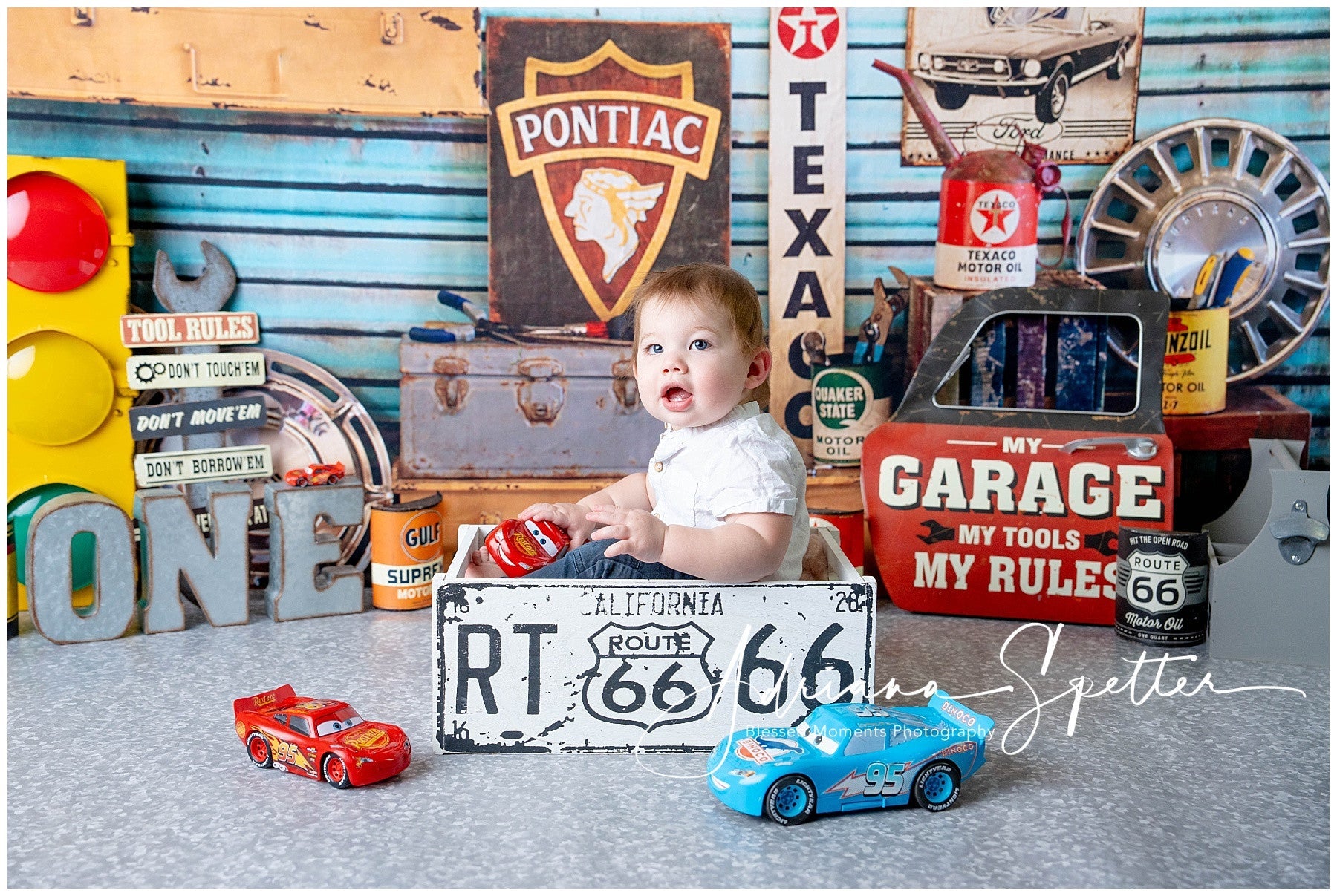 Newborn Photo Backdrop Vintage Garage Route Signs Kids Backdrop UK MRR9-127