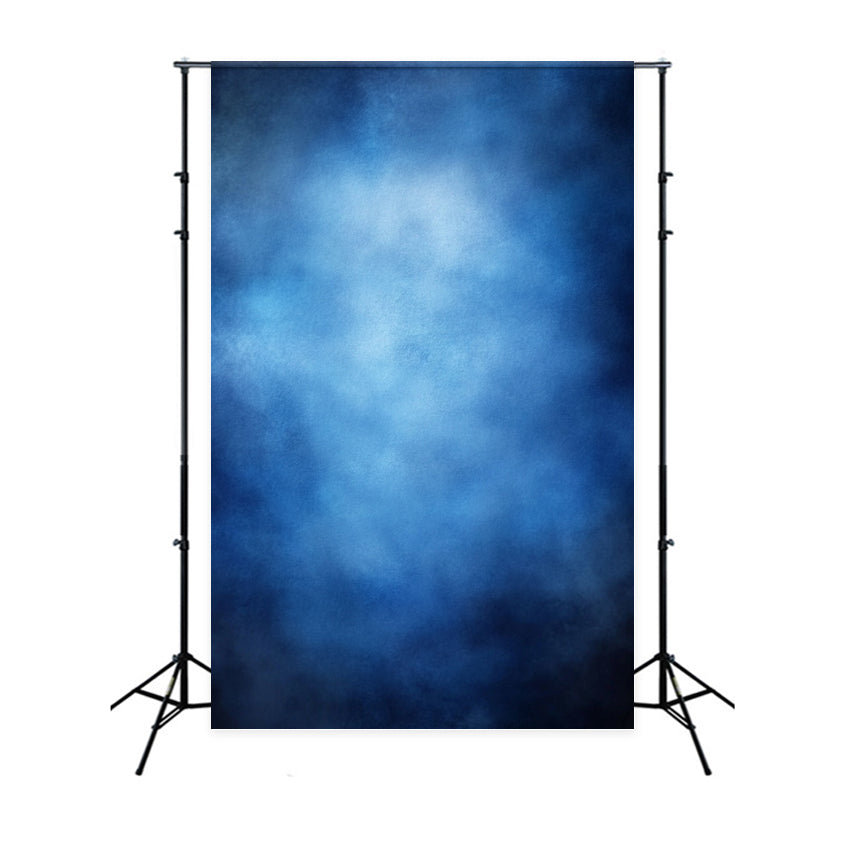 Yearbook Backdrop Soft Blurred Blue Gradient Background Portrait Studio Background UK GQ58-91